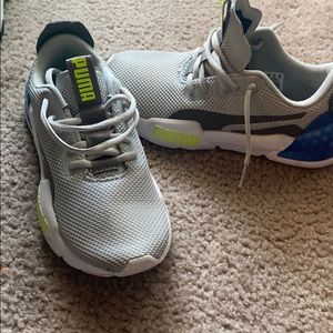 Puma sneakers ! Boys